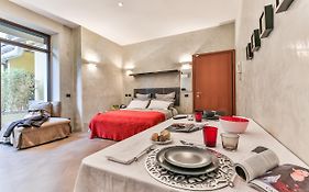 San Babila Suite